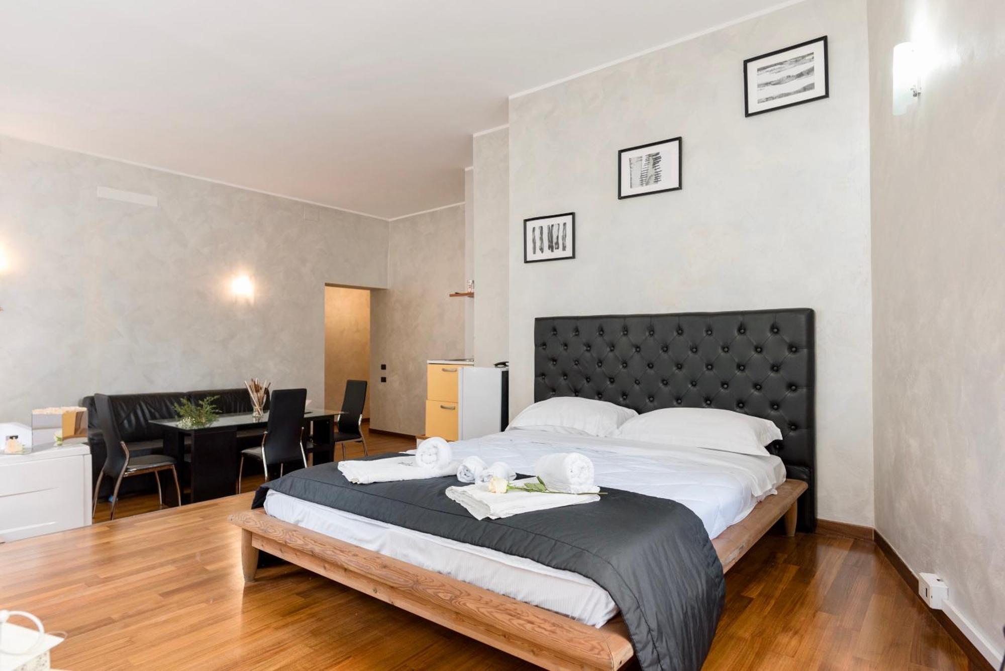 רומא Prince'S Suite - Budget Rooms & Apt Piazza Del Popolo מראה חיצוני תמונה